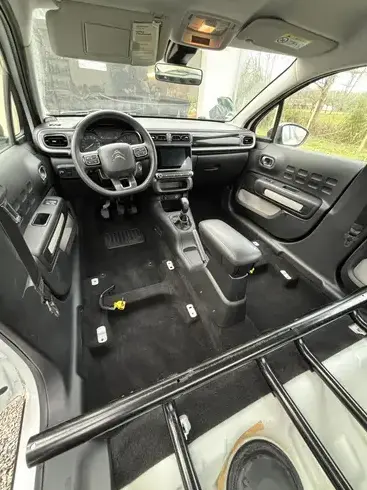 detailing auto à Mondoubleau - image 2