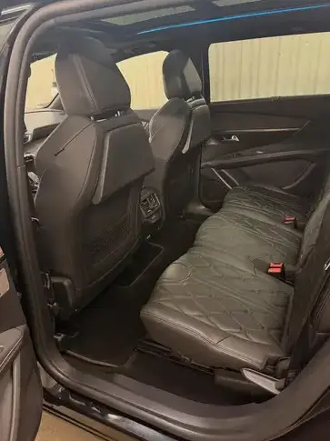 nettoyage intérieur voiture Thorigné-sur-Dué-1