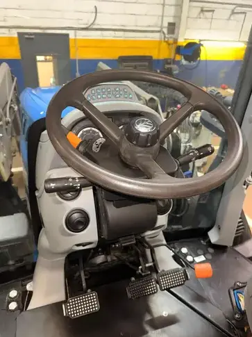 nettoyage tracteur à Le Luart - image 3