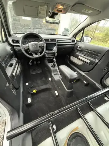 nettoyage voiture Le Mans-1